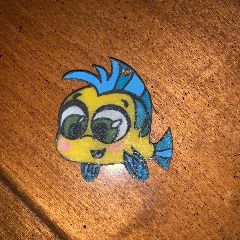 Baby flounder charm